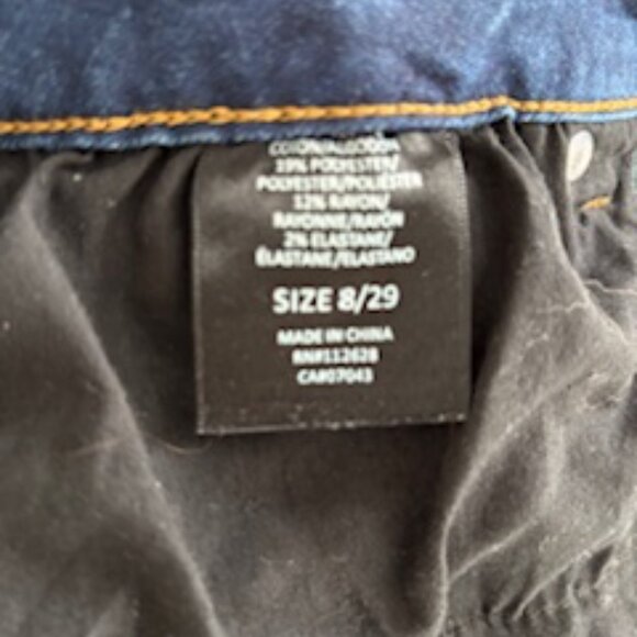 Tahara Jeans - Picture 5 of 5